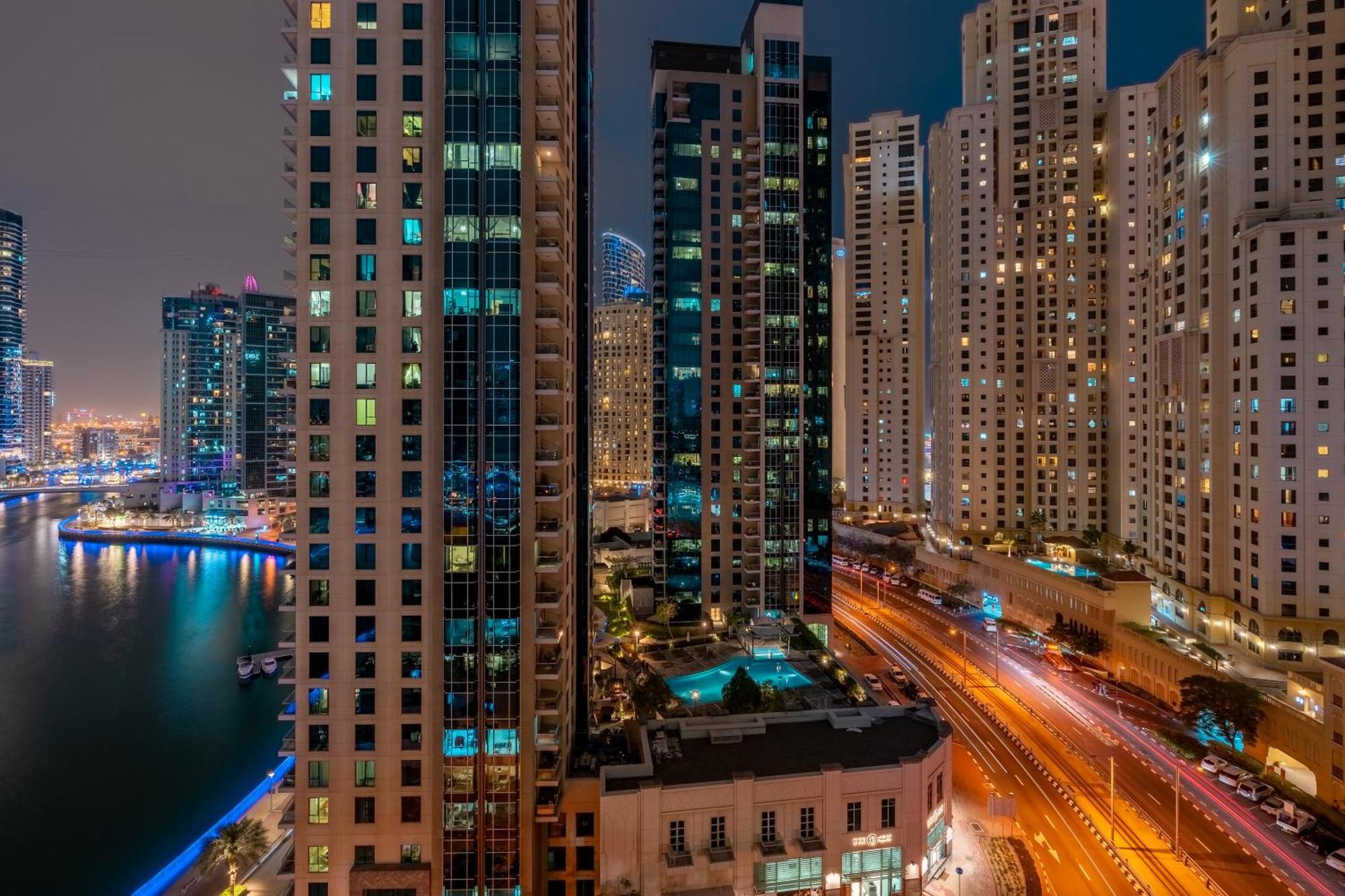 Postcard Marina Views- Spacious & Luxurious 1br - 3mn Walk To Tram, Jbr & (adults Only) Apartment Dubai