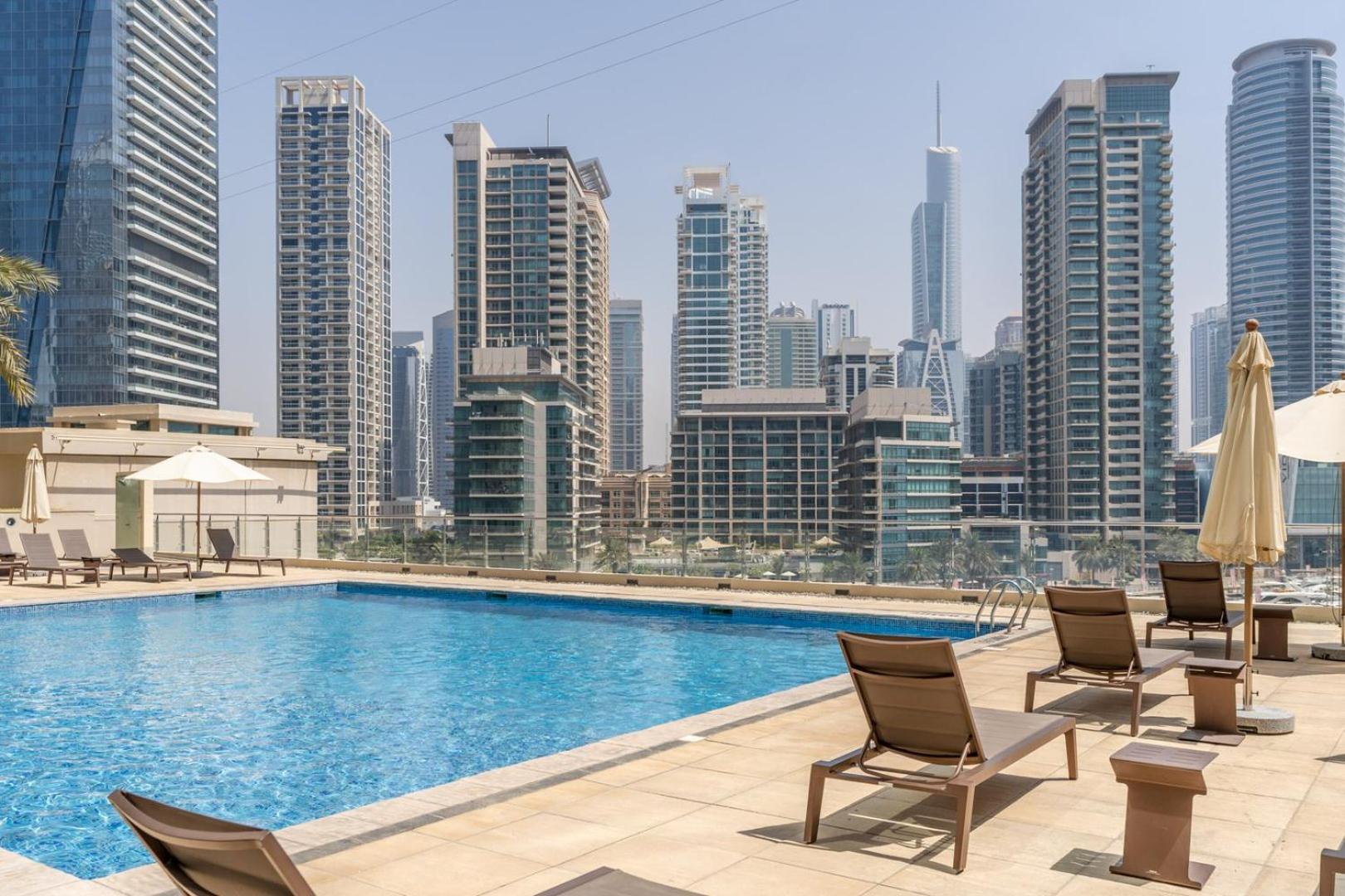 Apartment Postcard Marina Views- Spacious & Luxurious 1br - 3mn Walk To Tram, Jbr & (adults Only) Dubai